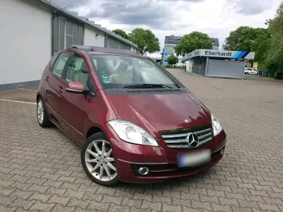 Gebraucht Mercedes A170 Avantgarde 116 PS (85 kW) 2009 Rot Kleinwagen