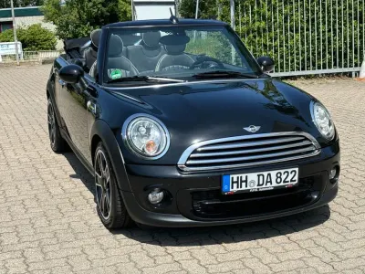 Gebraucht Mini Cooper SD Cabriolet 111 PS (81 kW) 2011 Schwarz Cabrio