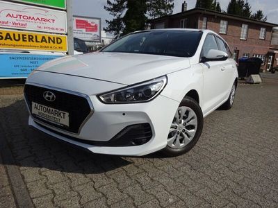 gebraucht Hyundai i30 cw Select/1-Hand/Klimaanlage/AHK/PDC