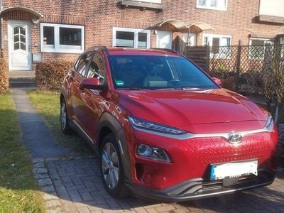 Gebraucht Hyundai Kona 100 kW (136 PS) 2020 Rot SUV