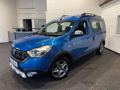 Gebraucht Dacia Dokker Stepway 131 PS (96 kW) 2019 Blau Van / Kleinbus