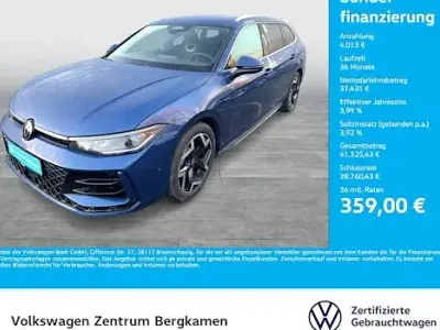 Second-hand VW Passat R-line 265 CP (194 kW) 2025 Albastru Break