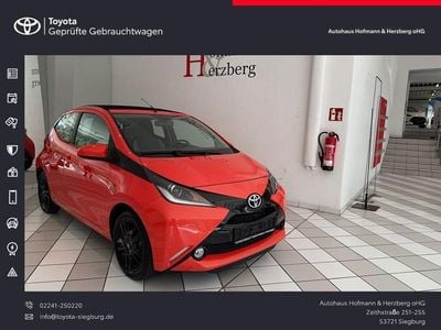 Gebraucht Toyota Aygo X-wave 69 PS (50 kW) 2016 Orange Kleinwagen