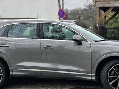 Gebraucht Audi Q3 Ambiente 190 PS (139 kW) 2019 Grau SUV