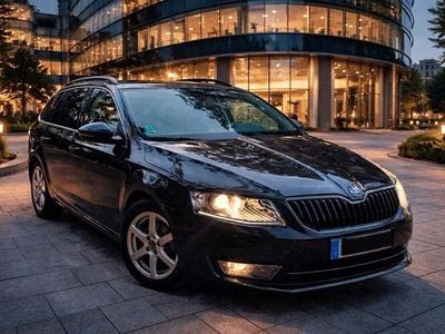 Gebraucht Skoda Octavia 150 PS (110 kW) 2015 Schwarz Kleinwagen