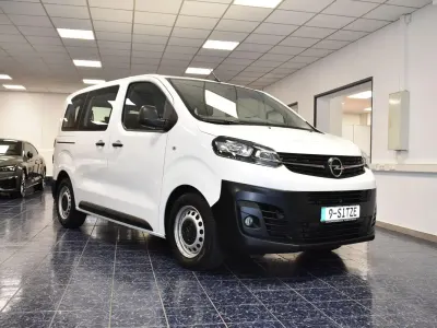 Gebraucht Opel Vivaro S 120 PS (88 kW) 2021 Jade weiss Van / Kleinbus