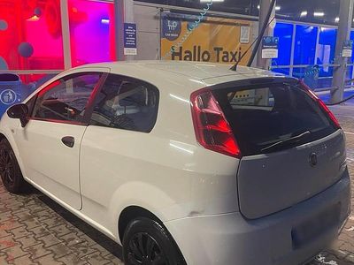 Gebraucht Fiat Punto 65 PS (47 kW) 2009 Weiß Kleinwagen