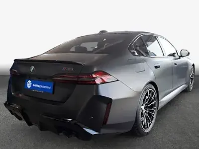 Ny BMW M5 727 HK (534 kW) 2026 Grå Sedan