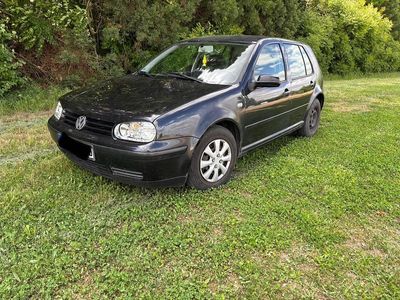 VW Golf IV