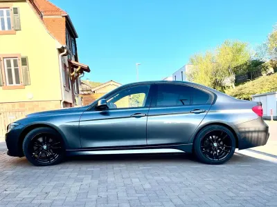 Gebraucht BMW 330 M Sport 252 PS (185 kW) 2016 Limousine