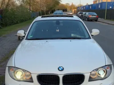 Usata BMW 120 177 CV (130 kW) 2011 Bianco Utilitaria