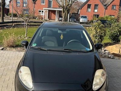Gebraucht Fiat Grande Punto 65 PS (47 kW) 2009 Schwarz Kleinwagen