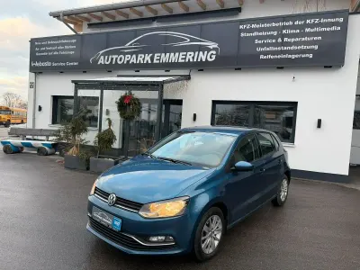 Gebraucht VW Polo Comfortline 75 PS (55 kW) 2017 Blau Kleinwagen