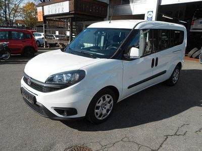 Weiß Gebraucht 2022 Fiat Doblò Van / Kleinbus | 17.999 € (Fairer Preis)
