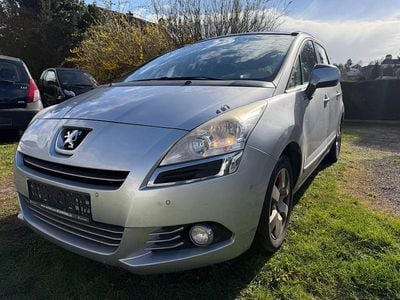 Second-hand Peugeot 5008 Family 150 CP (110 kW) 2012 Gri Monovolum