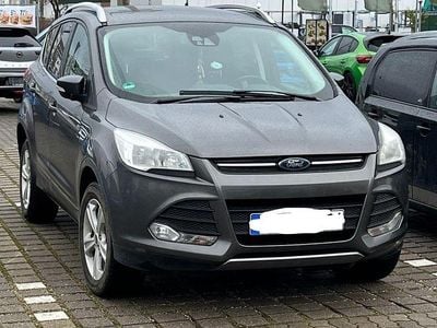 Gebraucht Ford Kuga SYNC Edition 150 PS (110 kW) 2016 Grau SUV