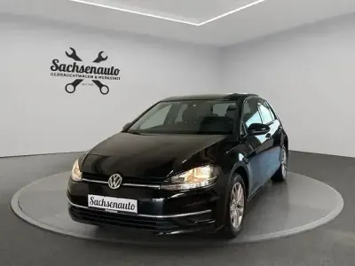 Gebraucht VW Golf VII Comfortline 125 PS (91 kW) 2017 Andere Limousine