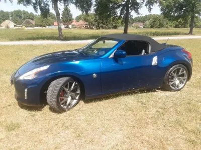 Gebraucht Nissan 370Z Pack 328 PS (241 kW) 2017 Braun Cabrio