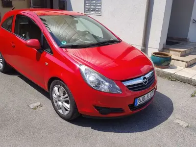 Gebraucht Opel Corsa 80 PS (58 kW) 2008 Rot Kleinwagen