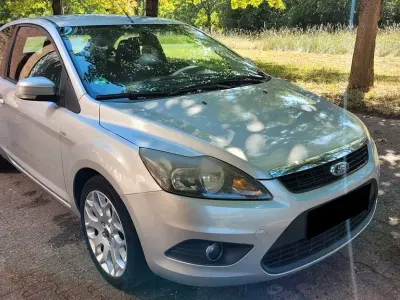 Gebraucht Ford Focus Sport 116 PS (85 kW) 2009 Grau Limousine
