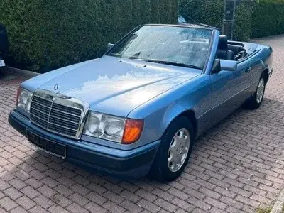 Gebraucht Mercedes 300 220 PS (161 kW) 1994 Blau Cabrio