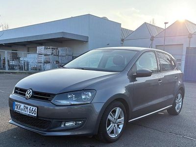 Grau Gebraucht 2010 VW Polo Team Limousine | 5.990 € (Fairer Preis)