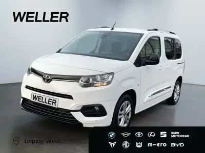 Gebraucht Toyota Proace City City 110 PS (80 kW) 2022 Arctic white (weiss) Van / Kleinbus