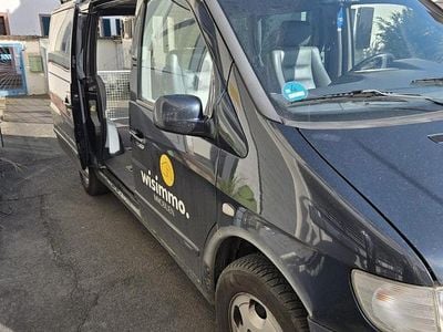 Second-hand Mercedes V280 205 CP (150 kW) 1999 Negru Monovolum