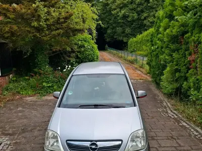 Gebraucht Opel Meriva 105 PS (77 kW) 2008 Grau Van / Kleinbus
