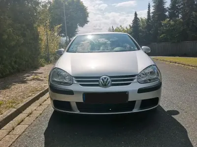 Gebraucht VW Golf IV 105 PS (77 kW) 2005 Silber Limousine