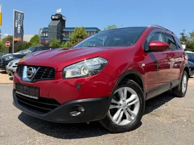 Gebraucht Nissan Qashqai +2 Acenta 131 PS (96 kW) 2011 Rot SUV