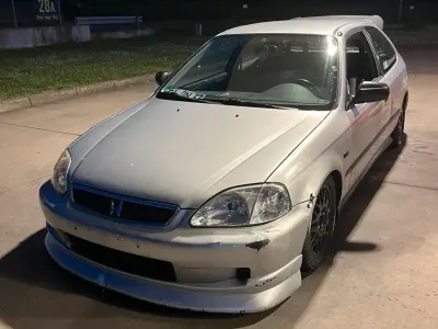 Gebraucht Honda Civic 90 PS (66 kW) 2001 Silber Kleinwagen