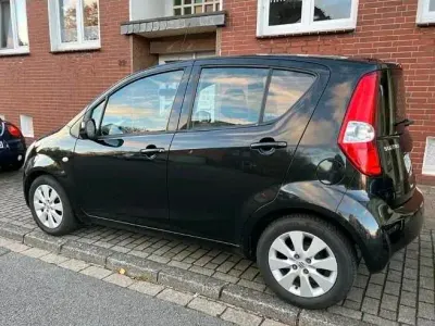 Gebraucht Suzuki Splash 65 PS (47 kW) 2009 Schwarz Kleinwagen