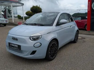 Gebraucht Fiat 500e Icon 86 kW (118 PS) 2022 Blau Limousine