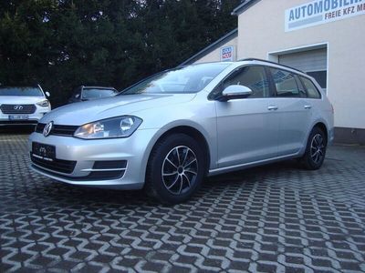 Gebraucht VW Golf VII Trendline 86 PS (63 kW) 2016 Reflexsilber metallic Kombi