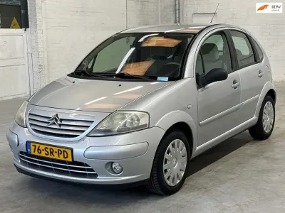 Gebraucht Citroën C3 Exclusive 73 PS (53 kW) 2003 Grau Limousine