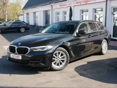 Gebraucht BMW 520 184 PS (135 kW) 2022 Schwarz Limousine