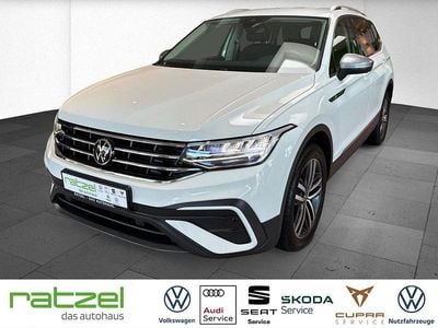 Gebraucht VW Tiguan Allspace Life 150 PS (110 kW) 2022 Weiß SUV
