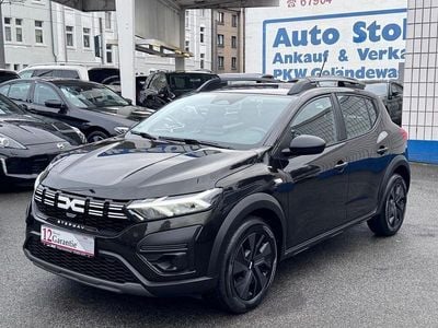 Schwarz Gebraucht 2024 Dacia Sandero Essentiel Limousine | 14.950 € (Guter Preis)