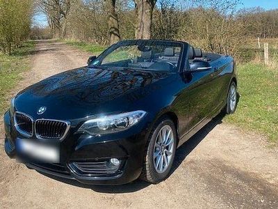 Gebraucht BMW 218 Sport Line 136 PS (100 kW) 2016 Schwarz Cabrio