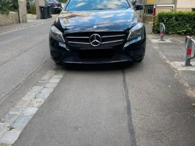 Gebraucht Mercedes A180 122 PS (89 kW) 2013 Schwarz Kleinwagen