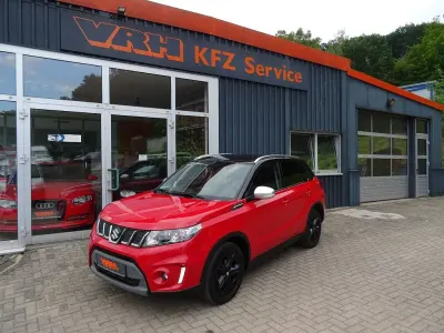 Gebraucht Suzuki Vitara Comfort 140 PS (102 kW) 2018 Rot SUV