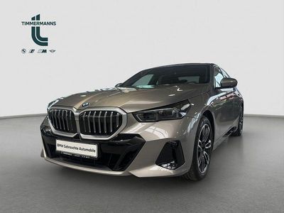 Gebraucht BMW 520 M Sport 197 PS (144 kW) 2024 Grau Limousine