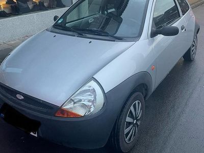Second-hand Ford Ka 2004 Argintiu Hatchback