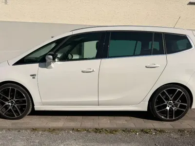 Gebraucht Opel Zafira Tourer OPC 200 PS (147 kW) 2018 Weiß Van / Kleinbus