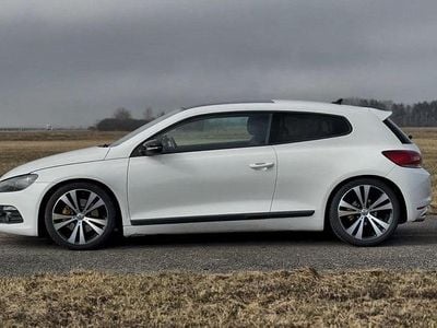 Gebraucht VW Scirocco 160 PS (117 kW) 2010 Weiß Coupé