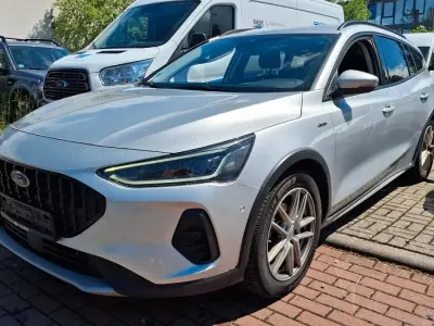 Gebraucht Ford Focus Active X 116 PS (85 kW) 2023 Silber Kombi