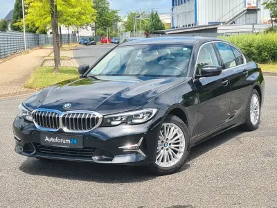 Gebraucht BMW 320 Luxury Line 184 PS (135 kW) 2020 Schwarz Limousine