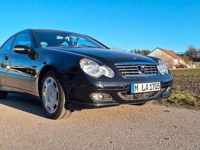 Gebraucht Mercedes C200 163 PS (119 kW) 2004 Schwarz Coupé