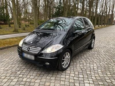 Second-hand Mercedes A200 Avantgarde 140 CP (102 kW) 2007 Negru Monovolum